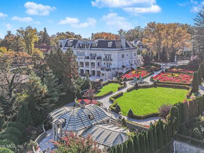 177 Benedict Rd, Staten Island, NY 10304