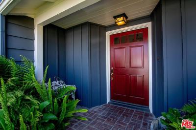 2179 Linda Flora Dr, Los Angeles, CA 90077