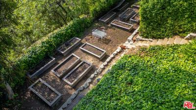 2179 Linda Flora Dr, Los Angeles, CA 90077