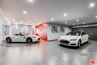 2301 Hercules Dr, Los Angeles, CA 90046