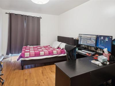 250-16 41st Road, Little Neck, NY 11363