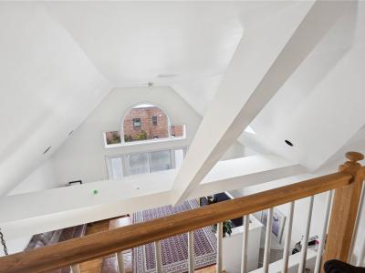 250-16 41st Road, Little Neck, NY 11363