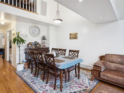 250-16 41st Road, Little Neck, NY 11363