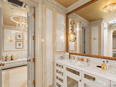 1900 Spindrift Dr, La Jolla, CA 92037