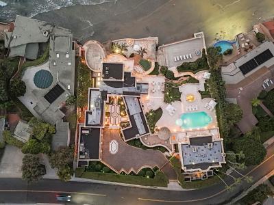 1900 Spindrift Dr, La Jolla, CA 92037