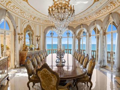 1900 Spindrift Dr, La Jolla, CA 92037