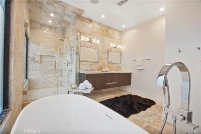 3064 Elvill Dr, Los Angeles, CA 90049