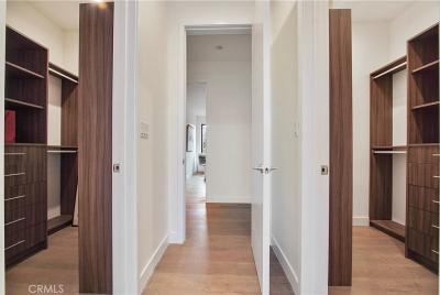 3064 Elvill Dr, Los Angeles, CA 90049