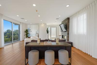 3548 1/2 Multiview Dr, Los Angeles, CA 90068