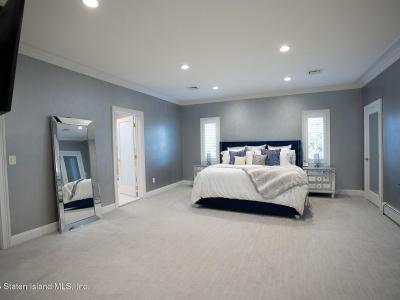 373 Ocean Ter, Staten Island, NY 10301