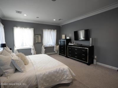 373 Ocean Ter, Staten Island, NY 10301