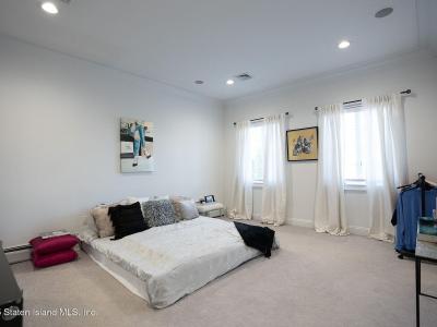 373 Ocean Ter, Staten Island, NY 10301