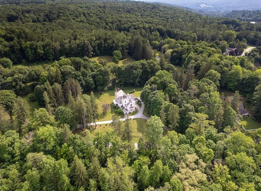 5 Clement Road, Rutland City, VT 05701-12