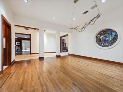 501 W Friar Tuck Ln, Houston, TX 77024