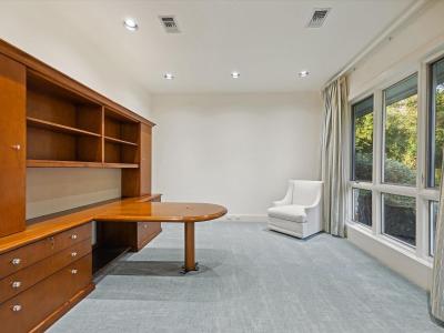 501 W Friar Tuck Ln, Houston, TX 77024