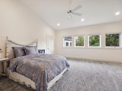 501 W Friar Tuck Ln, Houston, TX 77024