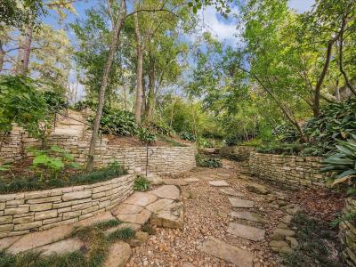 501 W Friar Tuck Ln, Houston, TX 77024