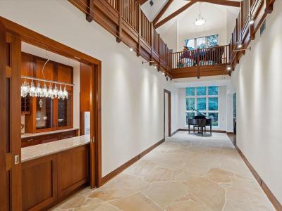 501 W Friar Tuck Ln, Houston, TX 77024