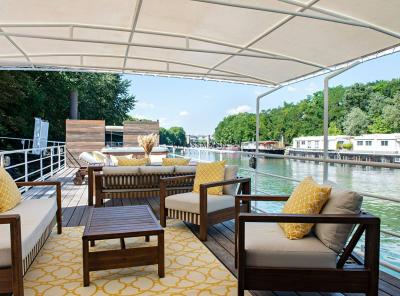 PARIS, Île-de-France 75116