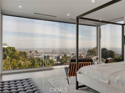 8615 Skyline Dr, Los Angeles, CA 90046