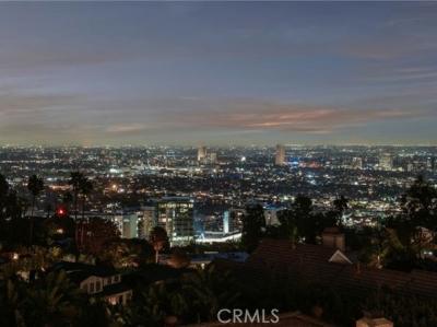 8615 Skyline Dr, Los Angeles, CA 90046