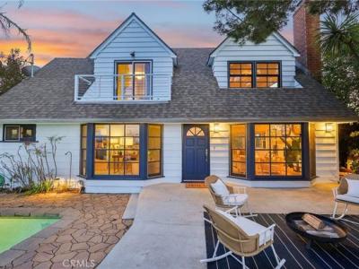 8615 Skyline Dr, Los Angeles, CA 90046