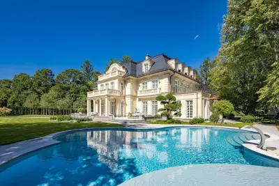 Munich, Bavaria, 82031 Germany