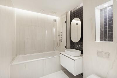 Bayswater Road, Greater London, London, England W2