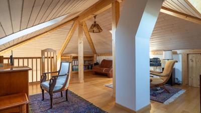 Commugny - detached villa in a green setting