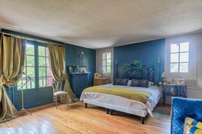 Paris, Île-de-France, Address available on request