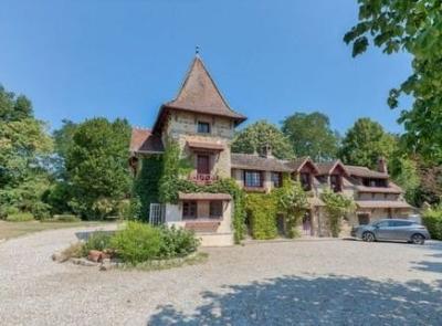 Paris, Île-de-France, Address available on request