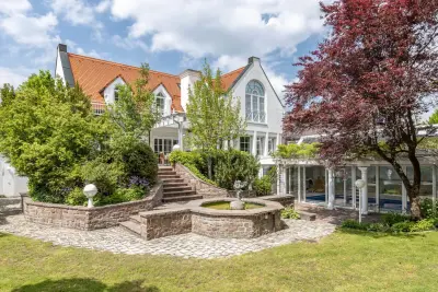 Exclusive villa with stunning wellness area and sunny garden Munich, BA, 81827 Germany