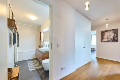 Exquisite 4-room apartment in the north of Munich Munich, BA, Germany