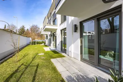 First Occupancy Apartment Building in Bogenhausen, Munich
