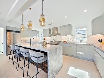 303 Sea Ln, La Jolla, CA 92037