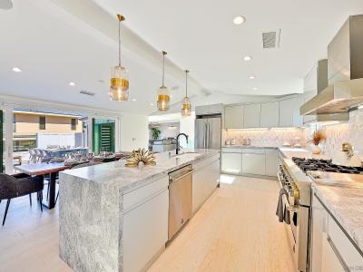 303 Sea Ln, La Jolla, CA 92037