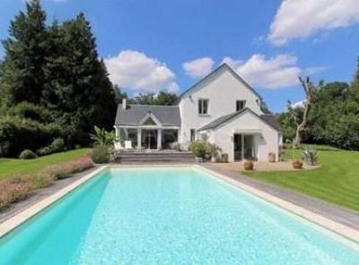 Paris, Île-de-France, Address available on request