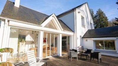 Paris, Île-de-France, Address available on request