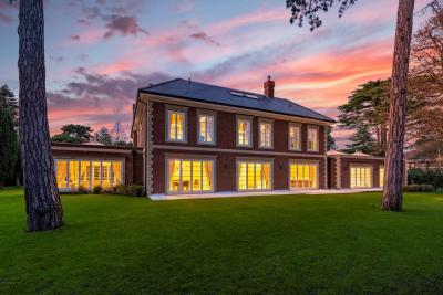 Telegraph Cottage, England, London, England KT2