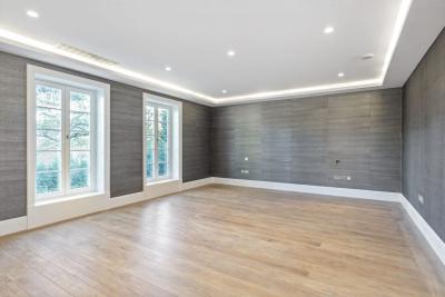 Telegraph Cottage, England, London, England KT2