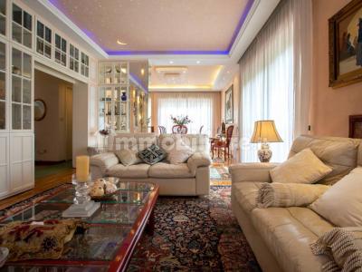 Detached house via Amipsia, Casal Palocco, Rome