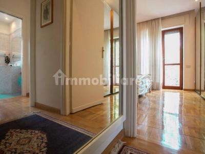 Detached house via Amipsia, Casal Palocco, Rome