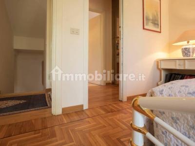 Detached house via Amipsia, Casal Palocco, Rome