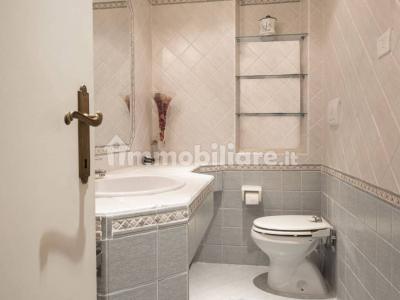 Detached house via Amipsia, Casal Palocco, Rome