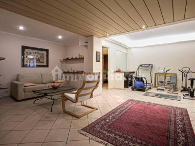 Detached house via Amipsia, Casal Palocco, Rome