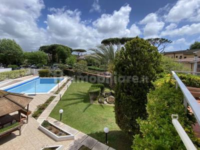Detached house via Amipsia, Casal Palocco, Rome