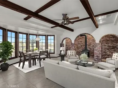 2572 Sunset Dr, Riverside, CA 92506