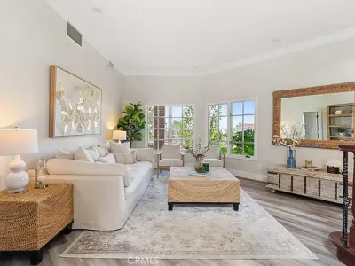 1331 Hidden Springs Dr, Corona, CA 92881