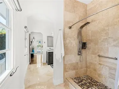 1331 Hidden Springs Dr, Corona, CA 92881