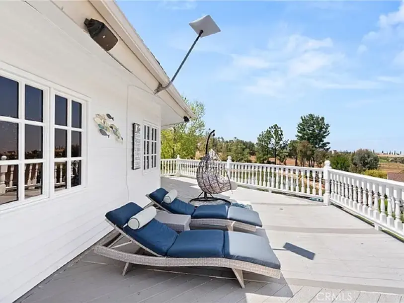 1331 Hidden Springs Dr, Corona, CA 92881-35